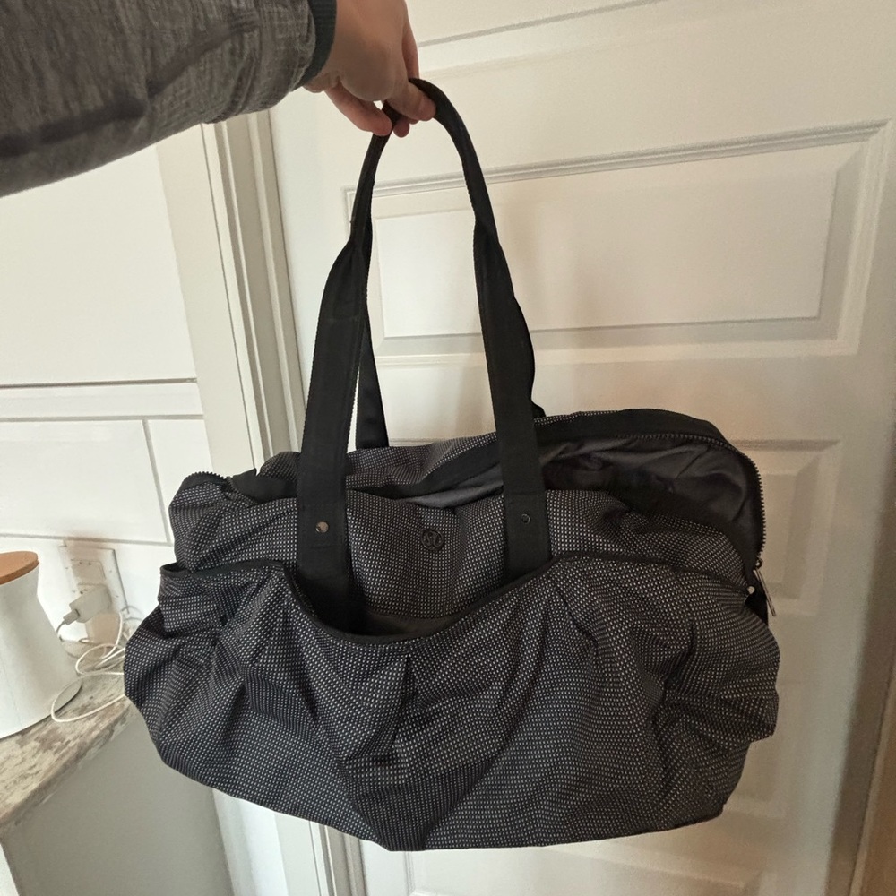 Lululemon gym bag